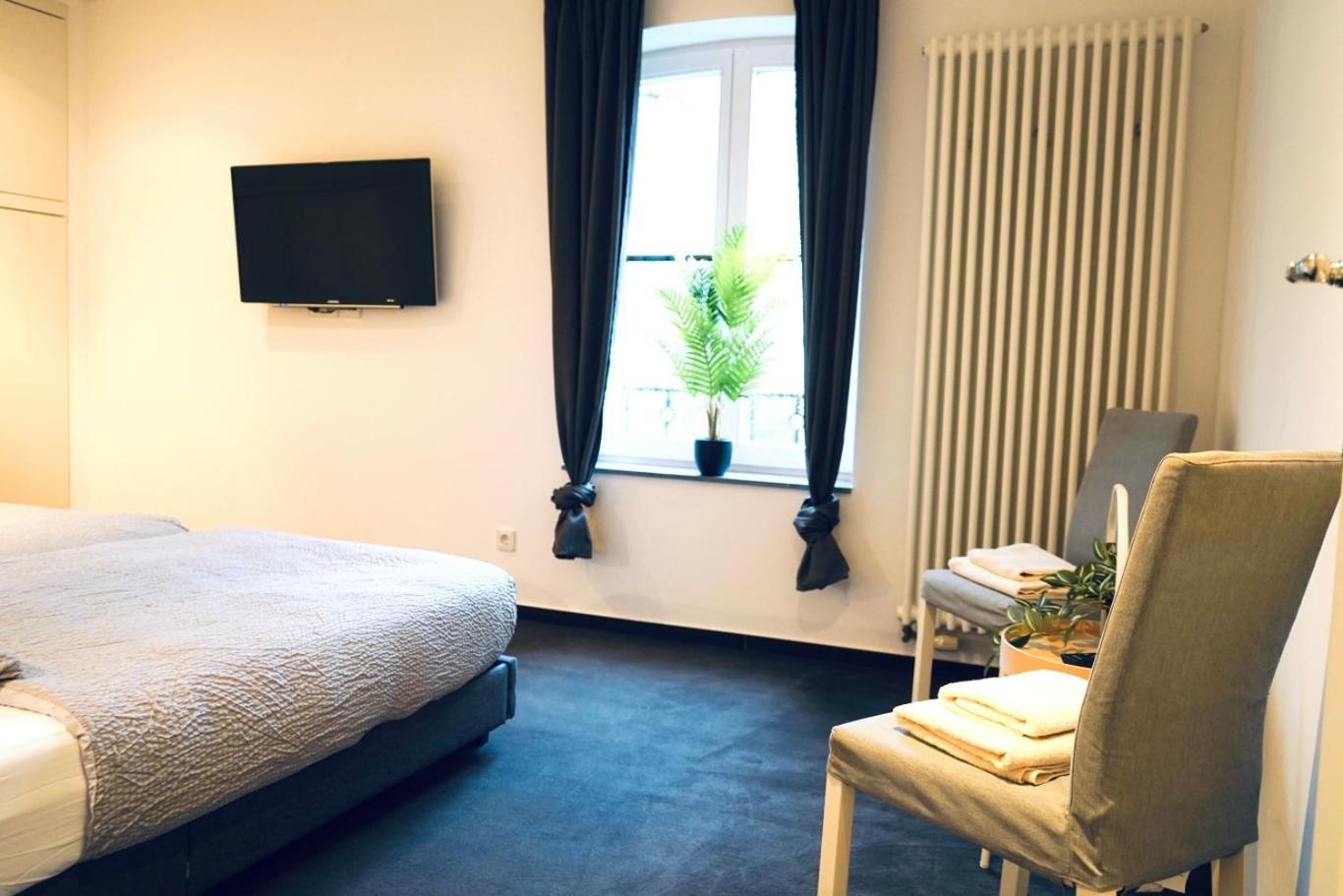 Haus Im Gruenen Fuer 6 Personen-3 Schlafzimmer- 3 Baedern -Waschmaschine-Grosse Terrasse- Vollausgestattete Kueche Βόλφσμπουργκ Εξωτερικό φωτογραφία